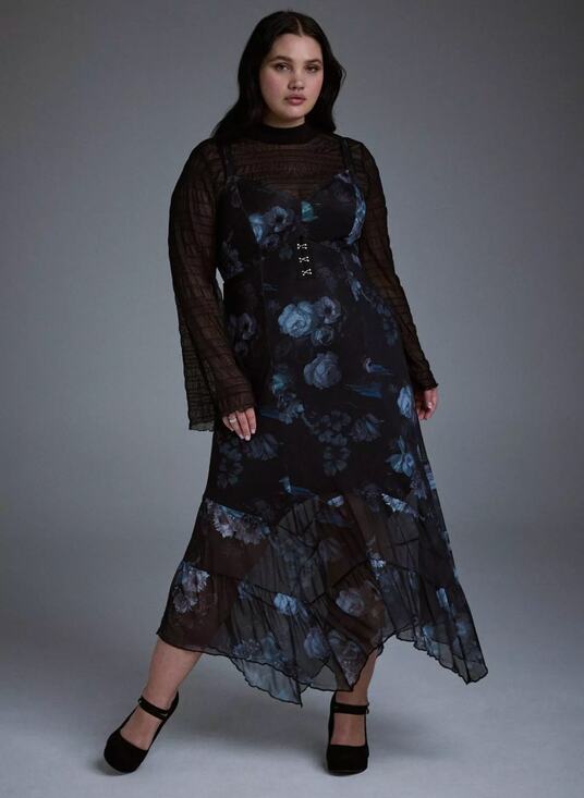 torrid Dresses & Skirts - Torrid Nightfall Tiered Mesh Maxi Dress size 2 Whimsigoth